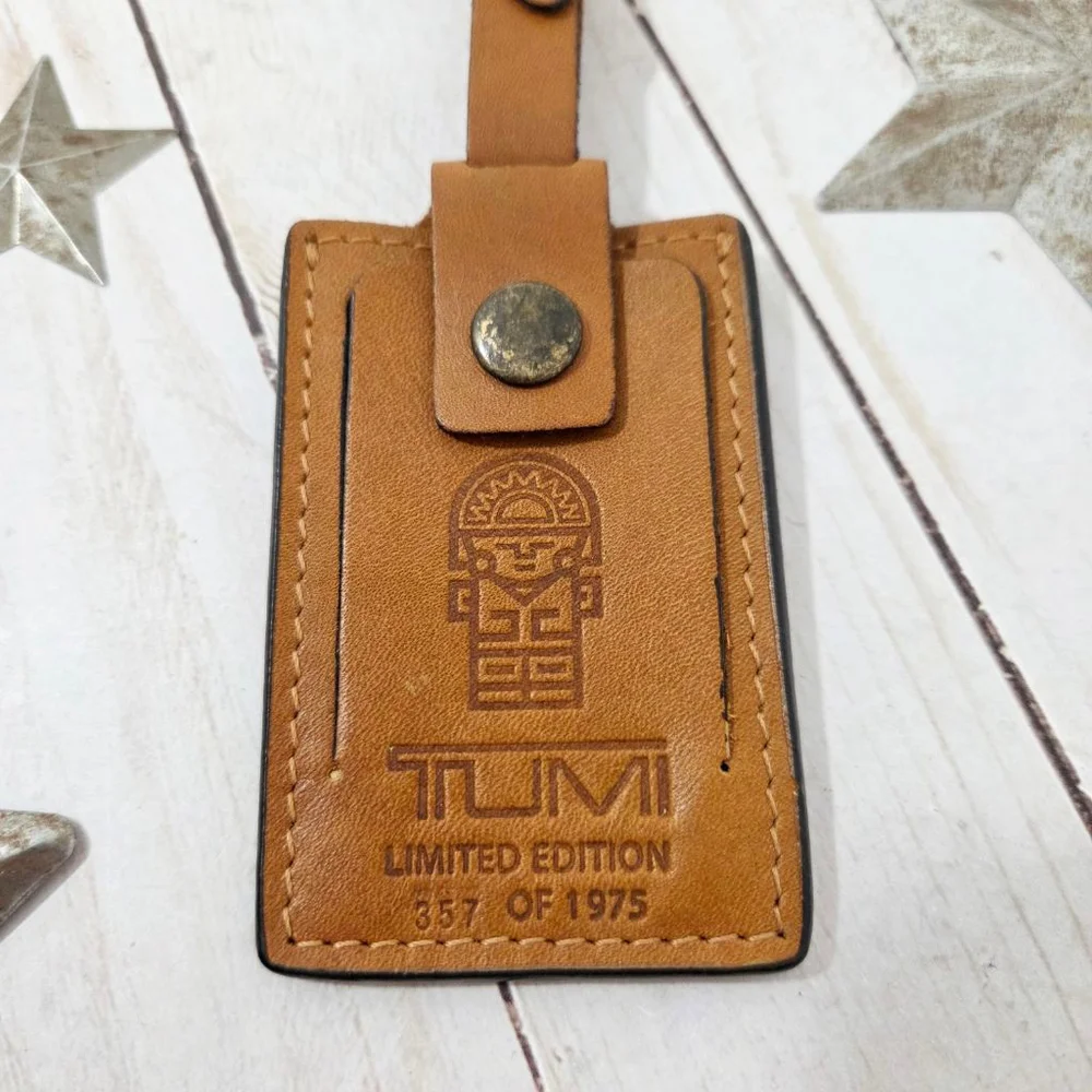 Vintage Tumi 40th Anniversary 1975 Limited Edition Leather luggage tag brown